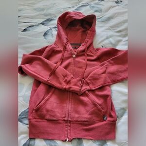 Aritzia TNA red Hoodie. SIZE XS